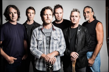 Музыканты Pearl Jam соберут пятерых барабанщиков вместе