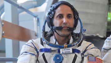 Астронавт Джозеф Акаба полетит на МКС в сентябре за счет долгов РКК «Энергия»