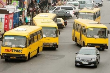 В Киеве угнали маршрутку - объявлен план Перехват