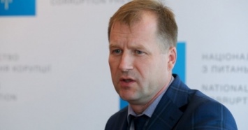 Члена НАПК Радецкого обвинили в игнорировании незаконных доходов судей