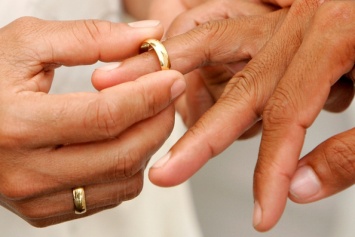 Оптимальный возраст для вступления в брак установили ученые