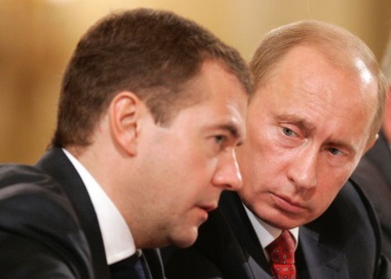 Путин заявил, что Медведева «не уберегли»