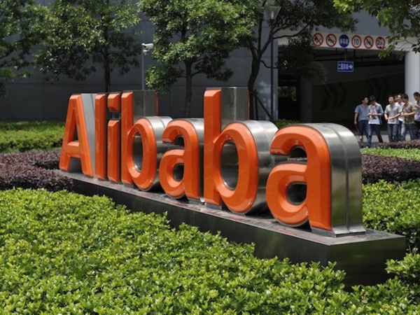 Джордж Сорос продал почти всю долю в онлайн-ретейлере Alibaba