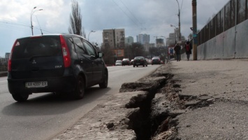 В столице продолжается массовая проверка мостов и путепроводов