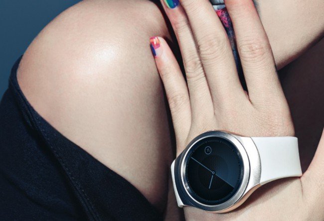 Смарт-часы Gear S2 Samsung показала до премьеры