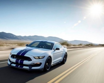 Владельцы Shelby Mystang GT350 подают в суд на Ford