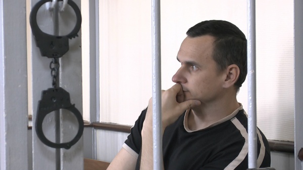Прокурор просит 23 года строгого режима для режиссера Сенцова