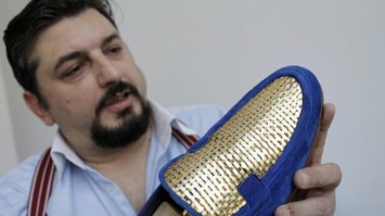 Итальянец создал первые в мире туфли из золота за 6 миллионов (фото)