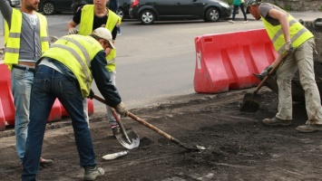 Завтра будет перекрыто движение на мосту по проспекту Науки