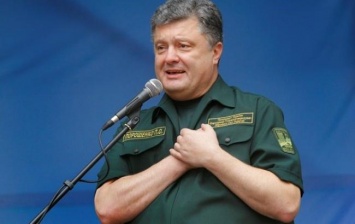 Президент Порошенко анонсировал новые волны мобилизации