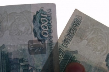 В Симферополе пенсионер пытался рассчитаться за бензин фальшивыми деньгами