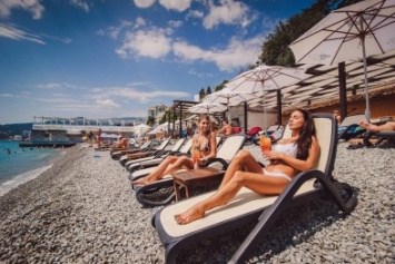 Мэр: пляжи Ялты готовятся к курортному сезону динамично