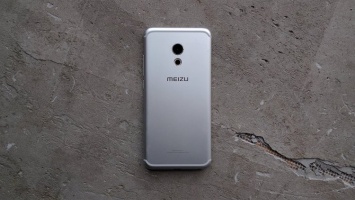 Meizu Pro 7 удивил своей внешностью на рендере