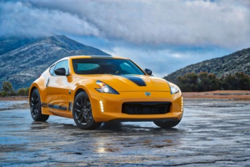 Nissan представили спецверсию 370Z