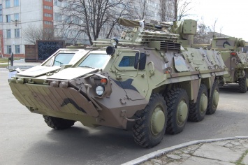 От новейших украинских БТР-4 отказались вновь