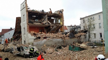 В Польше в результате взрыва газа обрушился жилой дом, есть погибшие