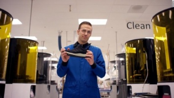 Adidas выпустит серию кроссовок, напечатанных на 3D-принтере
