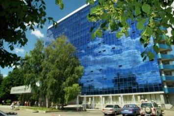 Студенты Днепровского нацуниверситета превратили «общагу» в альтернативную библиотеку для новой интеллигенции (ФОТО)