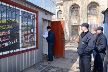 В Заводском районе Николаева подпольно разливали алкоголь: изъято более 500 л спирта