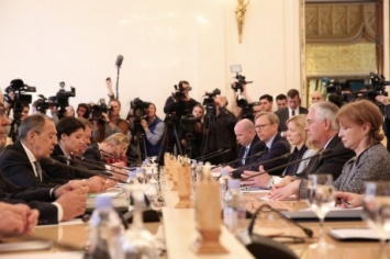 Переговоры Лаврова и Тиллерсона прошли в "ледяной" атмосфере - СМИ