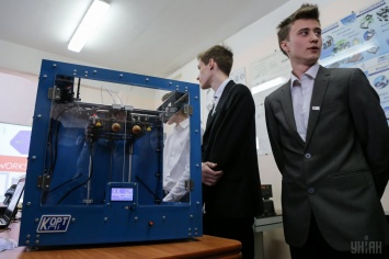 Киевские школьники собрали собственный 3D-принтер