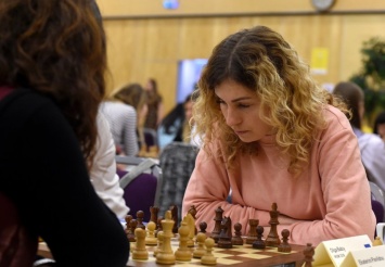 Азербайджанка сменила грузинку на посту лидера чемпионата Европы по шахматам