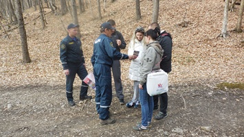 Крымские спасатели продолжают патрулировать горно-лесную зону Крыма