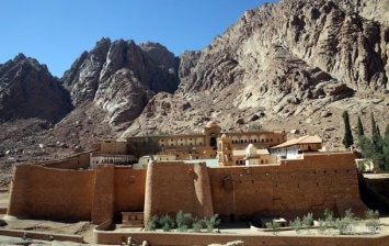 ИГ взяло ответственность за нападение у монастыря в Египте