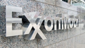 СМИ: Exxon хочет возобновить совместные проекты с Роснефтью - просит снять санкции