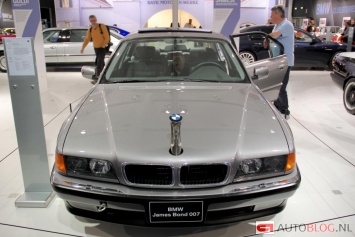 Выставлен на продажу уникальный BMW 7 Джеймса Бонда