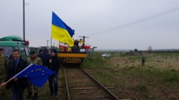Второй раз за 23 года польская дрезина из Перемышля добралась до украинских Нижанковичей (фото)