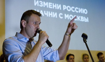 Навальный сообщил о планах провести в сентябре митинг в Москве