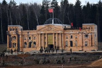 Рейхстаг в огне: Шойгу в Подмосковье "взял" Берлин