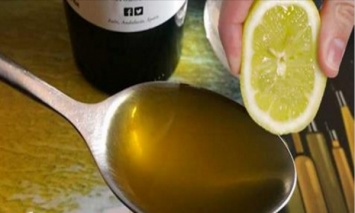 Выжмите 1 лимон, добавьте 1 столовую ложку оливкового масла и вы будете помнить меня всю оставшуюся жизнь