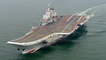 Китай спустил на воду второй авианосец