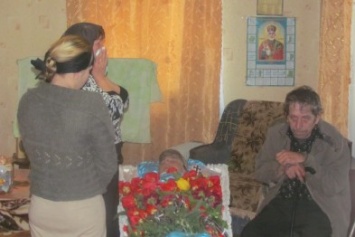 Парень из села под Мариуполем погиб в армии, отслужив несколько дней (ФОТО+ВИДЕО + 18)