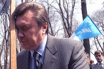 Украинское правительство отобрало у Януковича 40 миллиардов