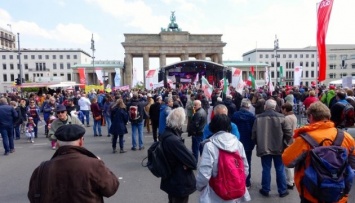 В Берлине 1 мая проходят акции солидарности и демонстрации