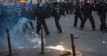 В центре Берлина произошли стычки полиции и леворадикалов