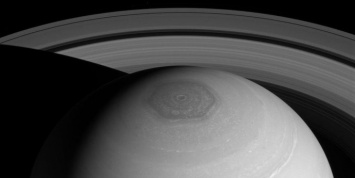 NASA записала, как звучит Сатурн