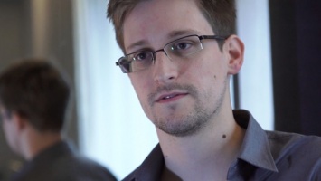 Сноуден раскритиковал правительство России