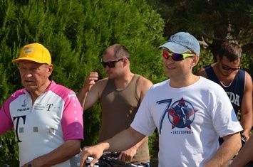 Глава администрации Евпатории возглавил 10-километровый велозаезд (ФОТО, ВИДЕО)