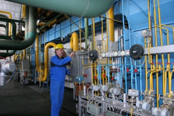 В Запорожье продолжается ремонт сетей отопления