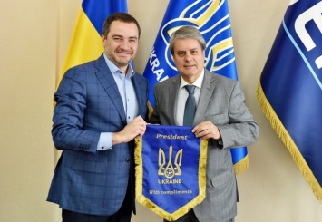 Павелко провел деловую встречу с послом Аргентины в Украине
