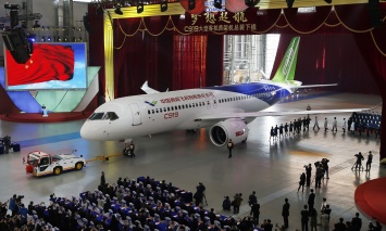 Главная надежда китайского авиастроения впервые поднялась в небо