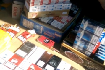 В Одессе дефицит сигарет компенсирует открытая контрабанда (ФОТО, ВИДЕО)