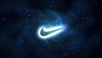 Nike анонсировал эксклюзивные джинсы для занятий спортом