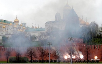 В Москве из-за непогоды не состоялся воздушный парад