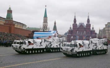 Россия продемонстрировала арктические системы ПВО на вчерашнем параде
