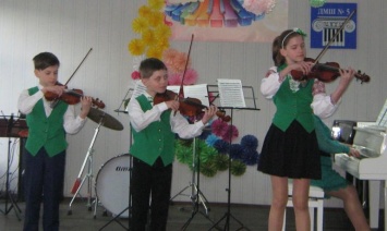 Отчетный концерт прошел в детской музыкальной школе Каменского